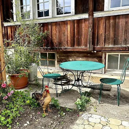Private Apartment Mit Garten *
